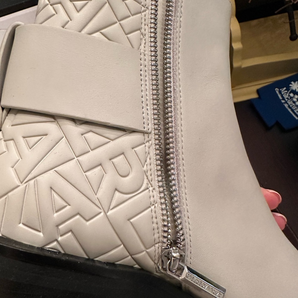 White Boots NIB ankle Karl Lagerfeld - Picture 7 of 9